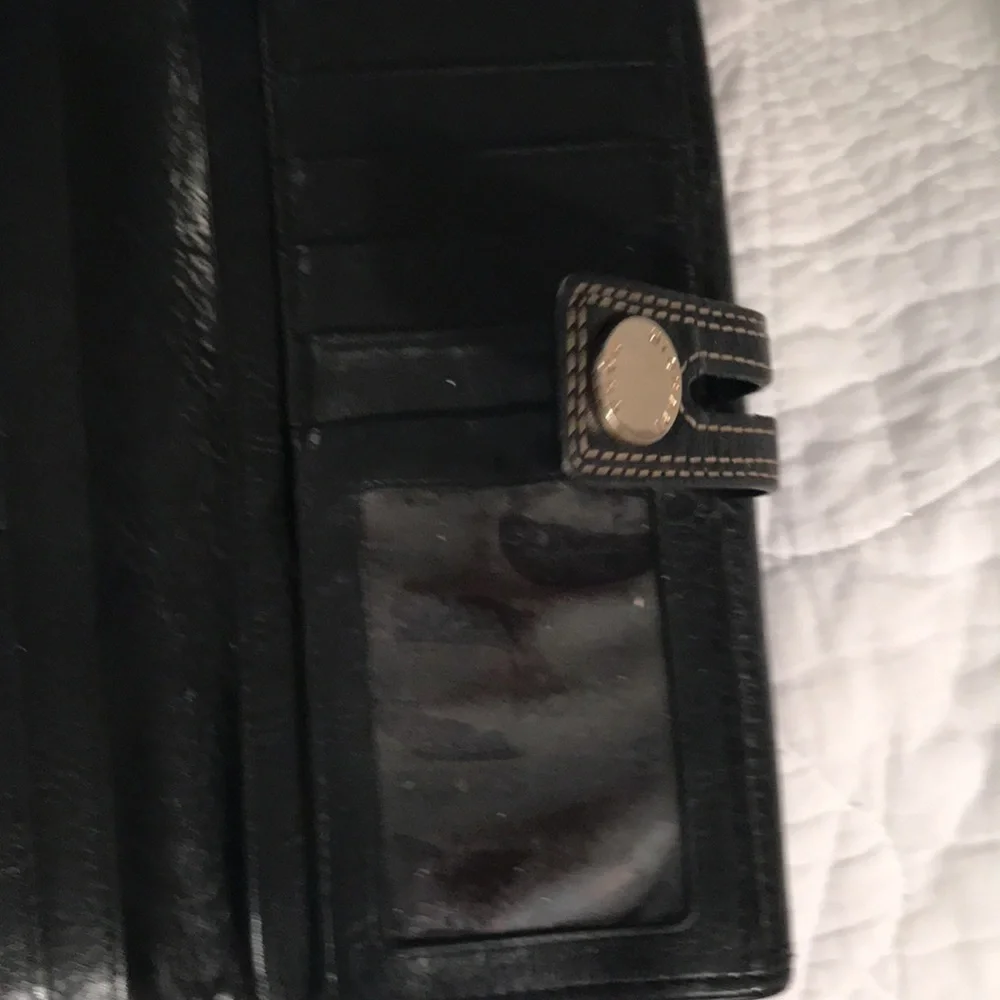 Michael Kors black leather deluxe wallet. Good used condition - Picture 9 of 15